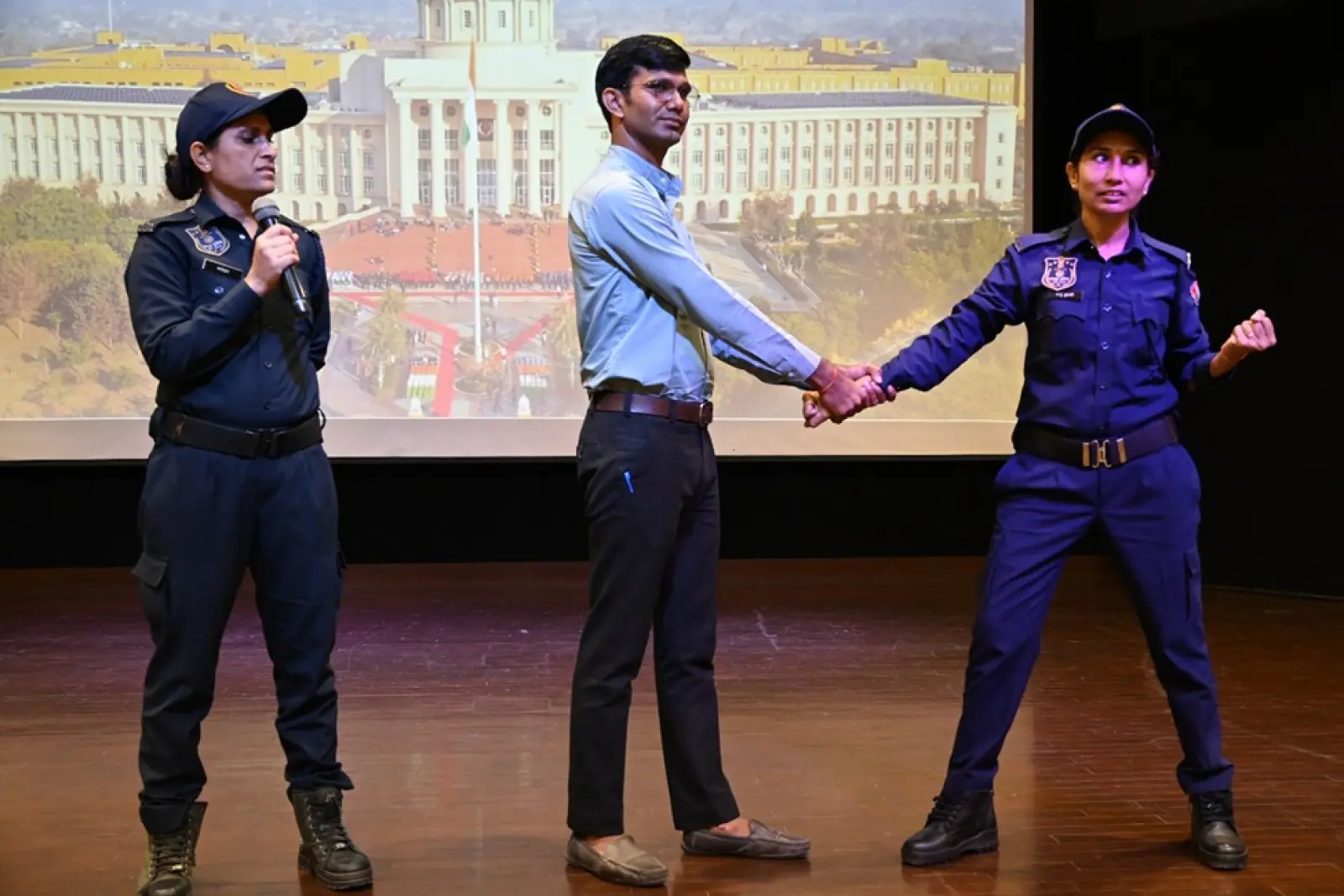 JAIPUR POLICE CONDUCTS SELF-DEFENCE WORKSHOP AT MANIPAL UNIVERSITY JAIPUR